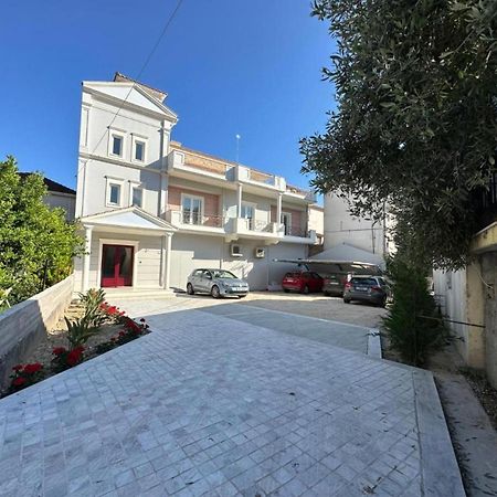 Vk Luxury Suites - Private Parking - Adults Only Nydri  Dış mekan fotoğraf