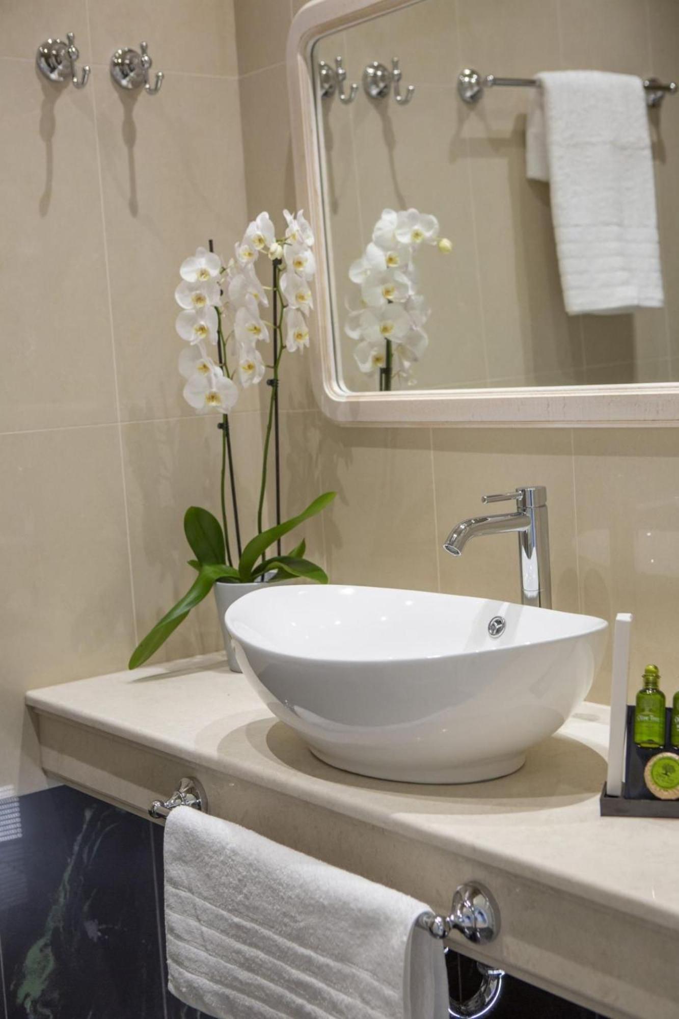 Vk Luxury Suites - Private Parking - Adults Only Nydri  Dış mekan fotoğraf