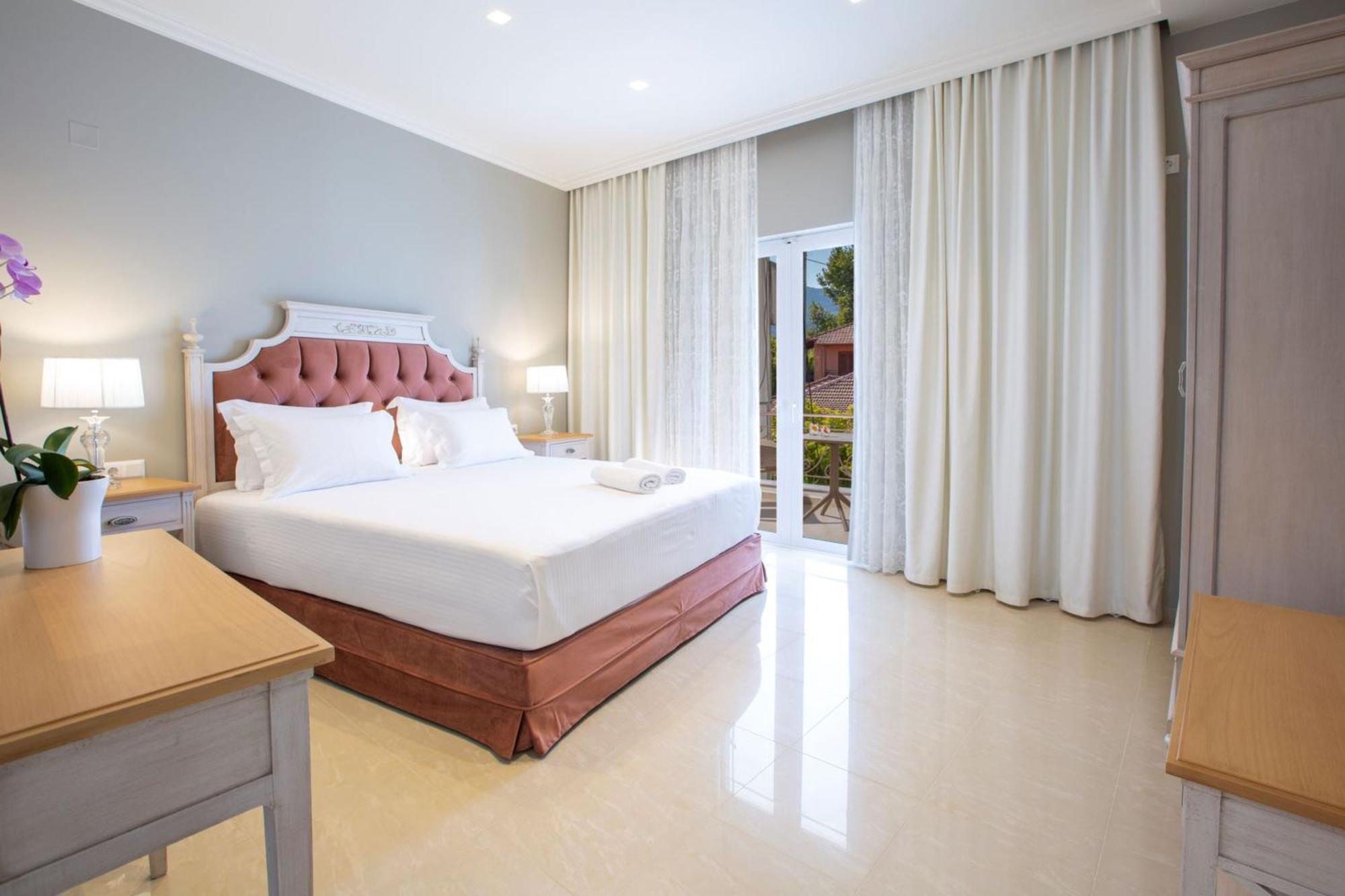 Vk Luxury Suites - Private Parking - Adults Only Nydri  Dış mekan fotoğraf