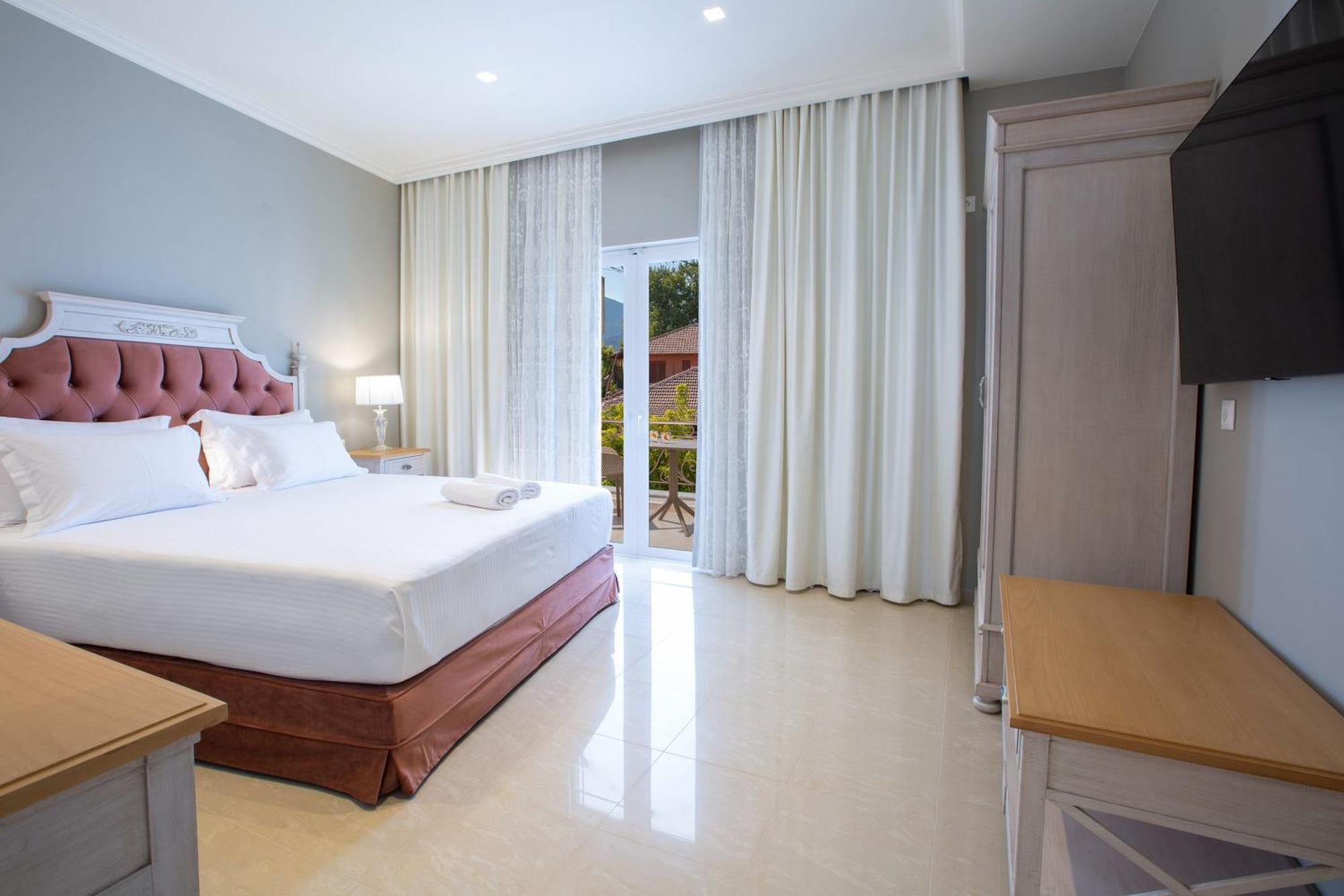 Vk Luxury Suites - Private Parking - Adults Only Nydri  Dış mekan fotoğraf